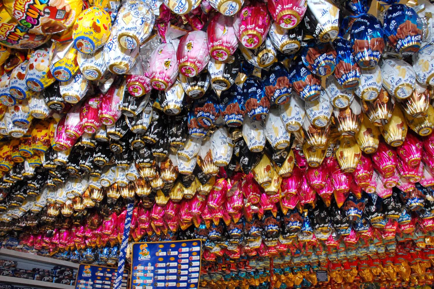 ovos-pascoa-mercado.jpg